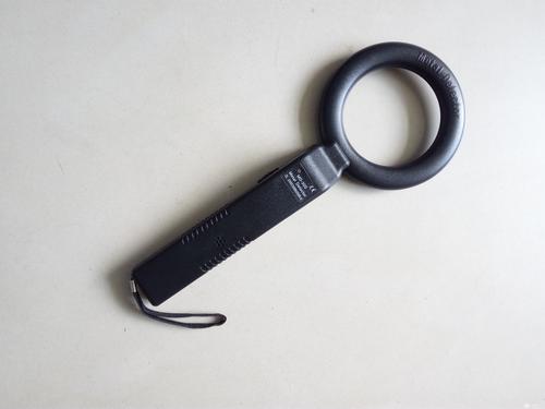 金屬探測(cè)器（保安用）