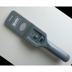 金屬探測器 便攜式金屬探測儀 金屬探測設(shè)備