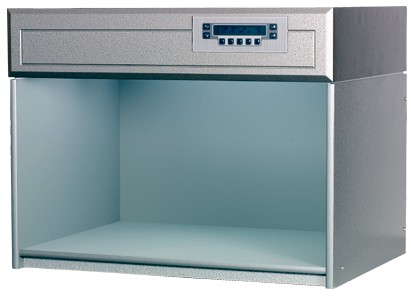 對(duì)色燈箱六光源