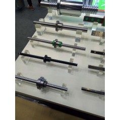 HG15上銀法蘭滑塊滑軌 HIWIN HGW15CC直線導(dǎo)軌