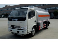 灑精罐車(chē)、灑精運(yùn)輸車(chē)甲醇乙醇運(yùn)輸車(chē)二甲苯甲醛運(yùn)輸車(chē)